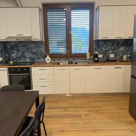 Apartment Shpija Zani I Nans Lezhë