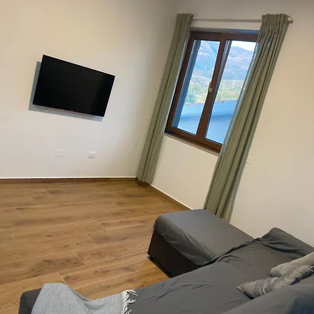 Shpija Zani I Nans Apartment *