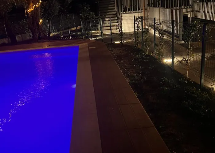 Shpija Zani I Nans Appartement *